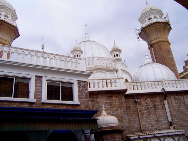 Kenya Mosque in Nairobi.jpg